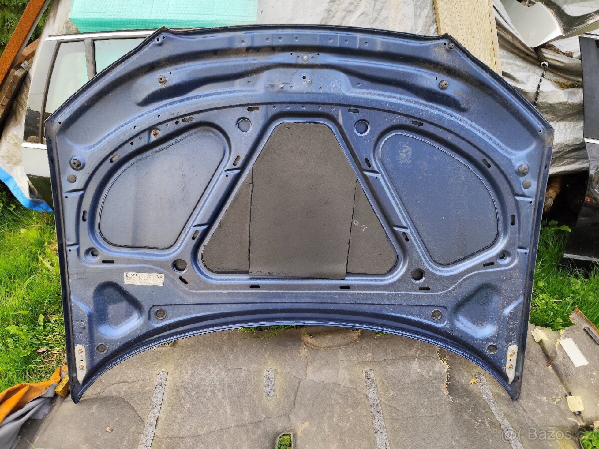 Kapota Audi A3 8p - 2