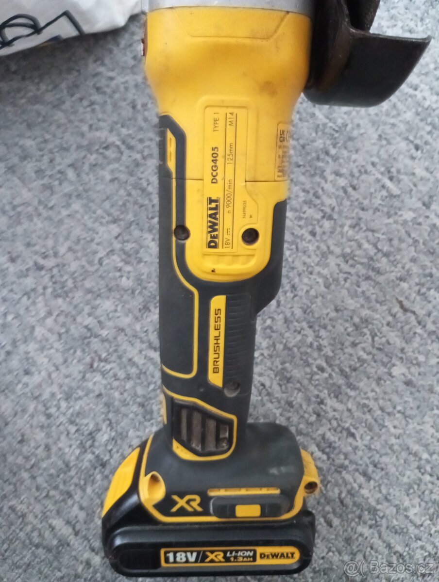 Aku bruska DeWALT - 2