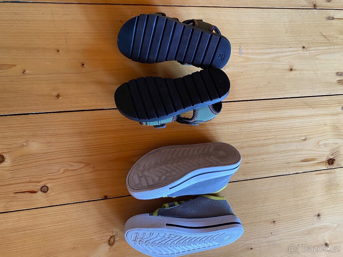 Sandálky a pláť. boty - 2