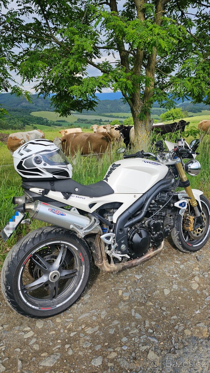 Triumph Speed Triple 1050 - 2