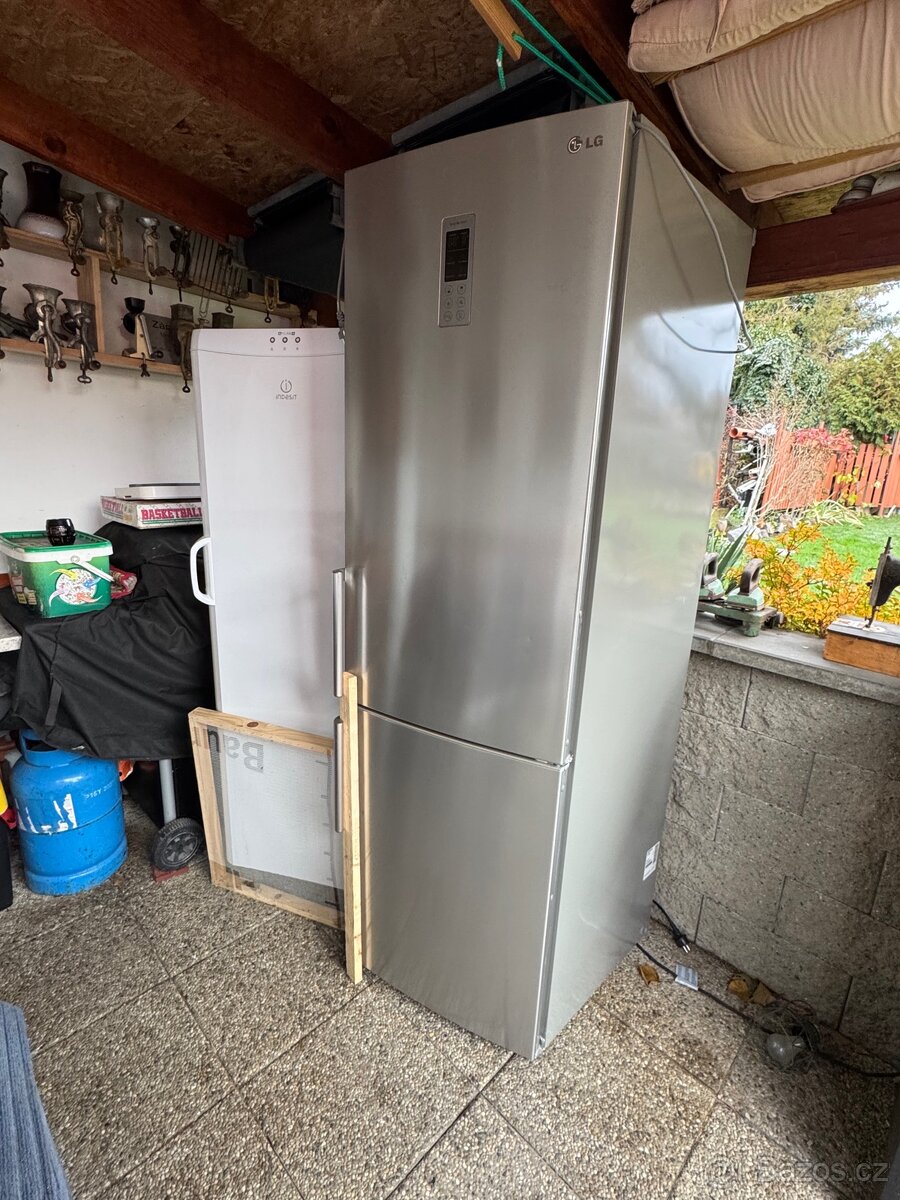 Lednice a mrazák - 2