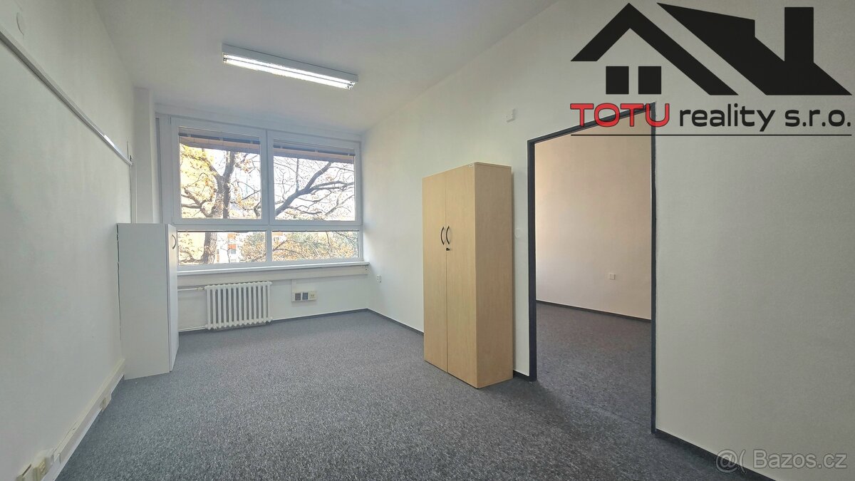 Pronájem kanceláře, 17,79 m2, Chrudim - 2