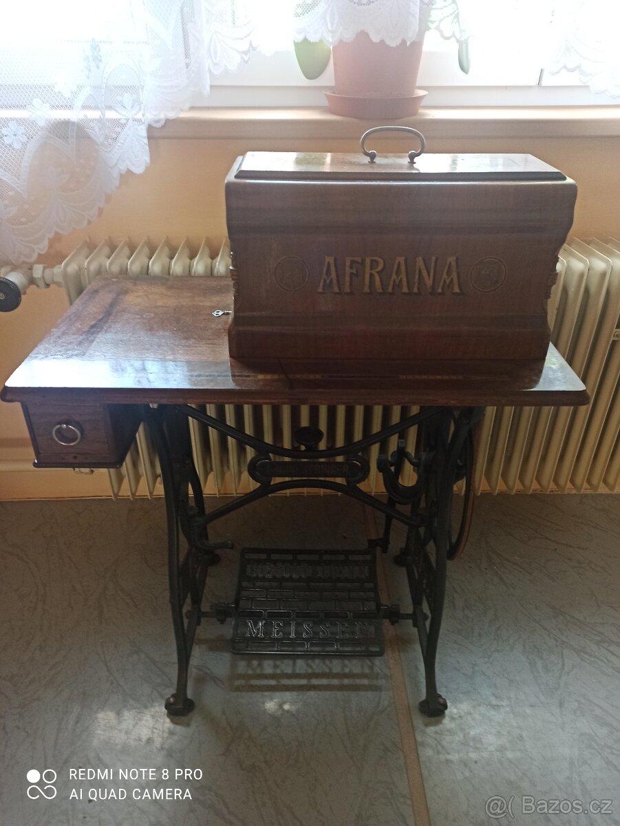 Šicí stroj Afrana - 2