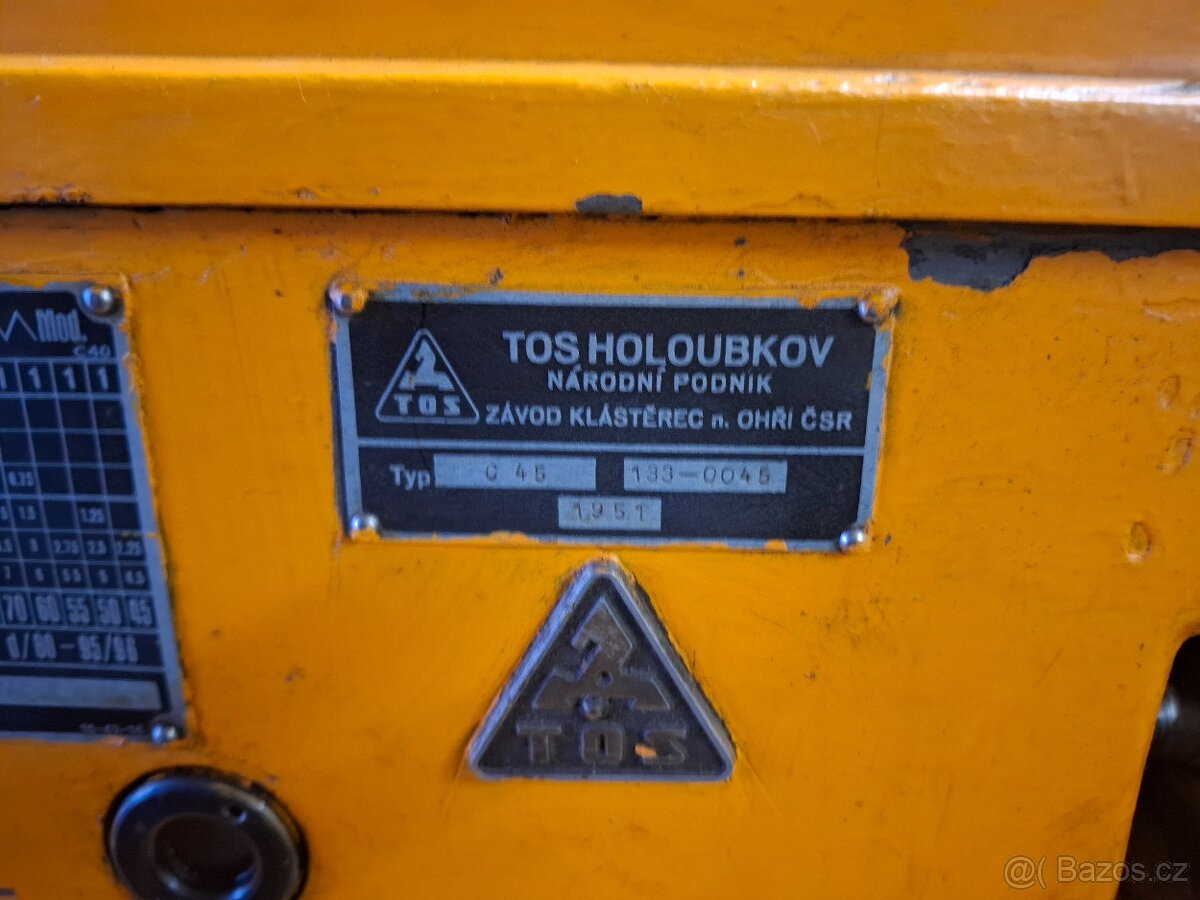 Soustruh na kov TOS - 2