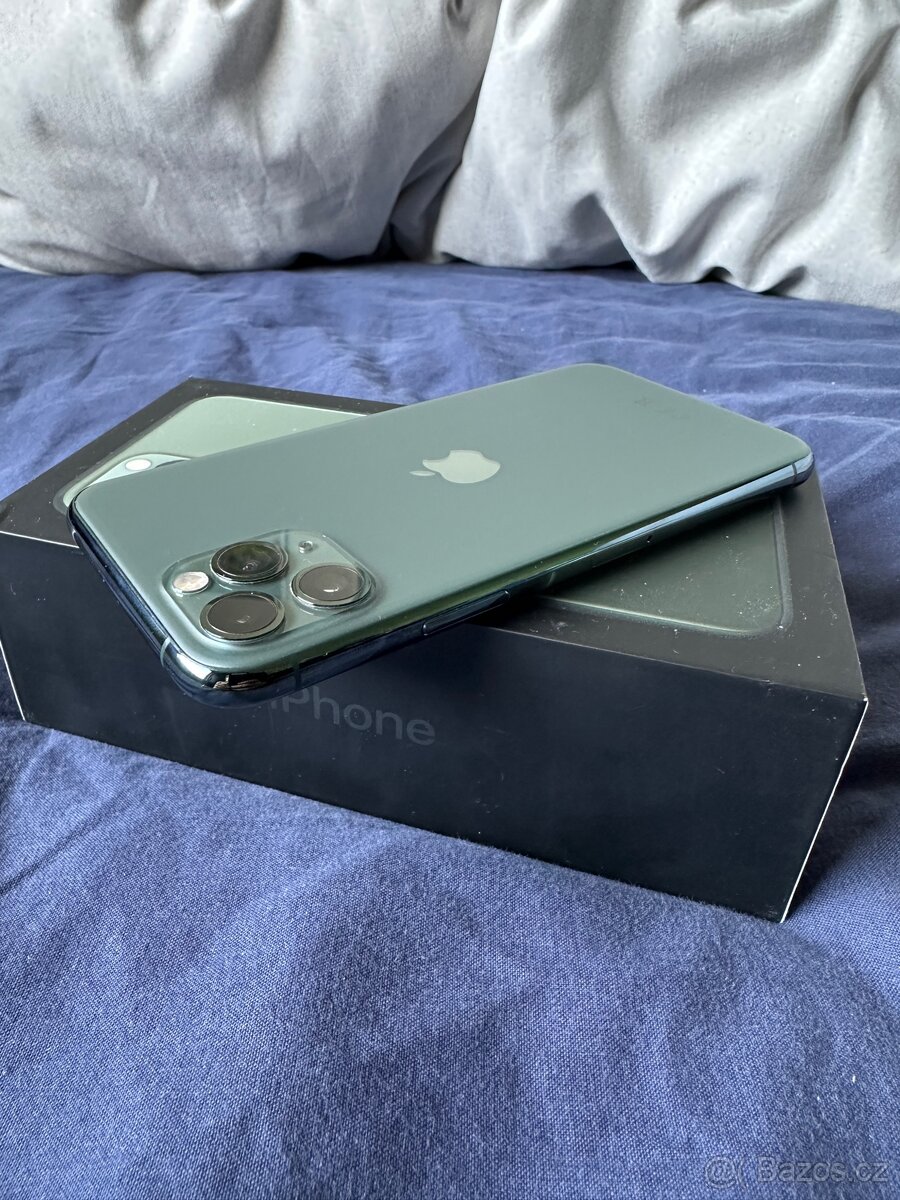 iPhone 11 Pro 64GB - TOP stav - 2
