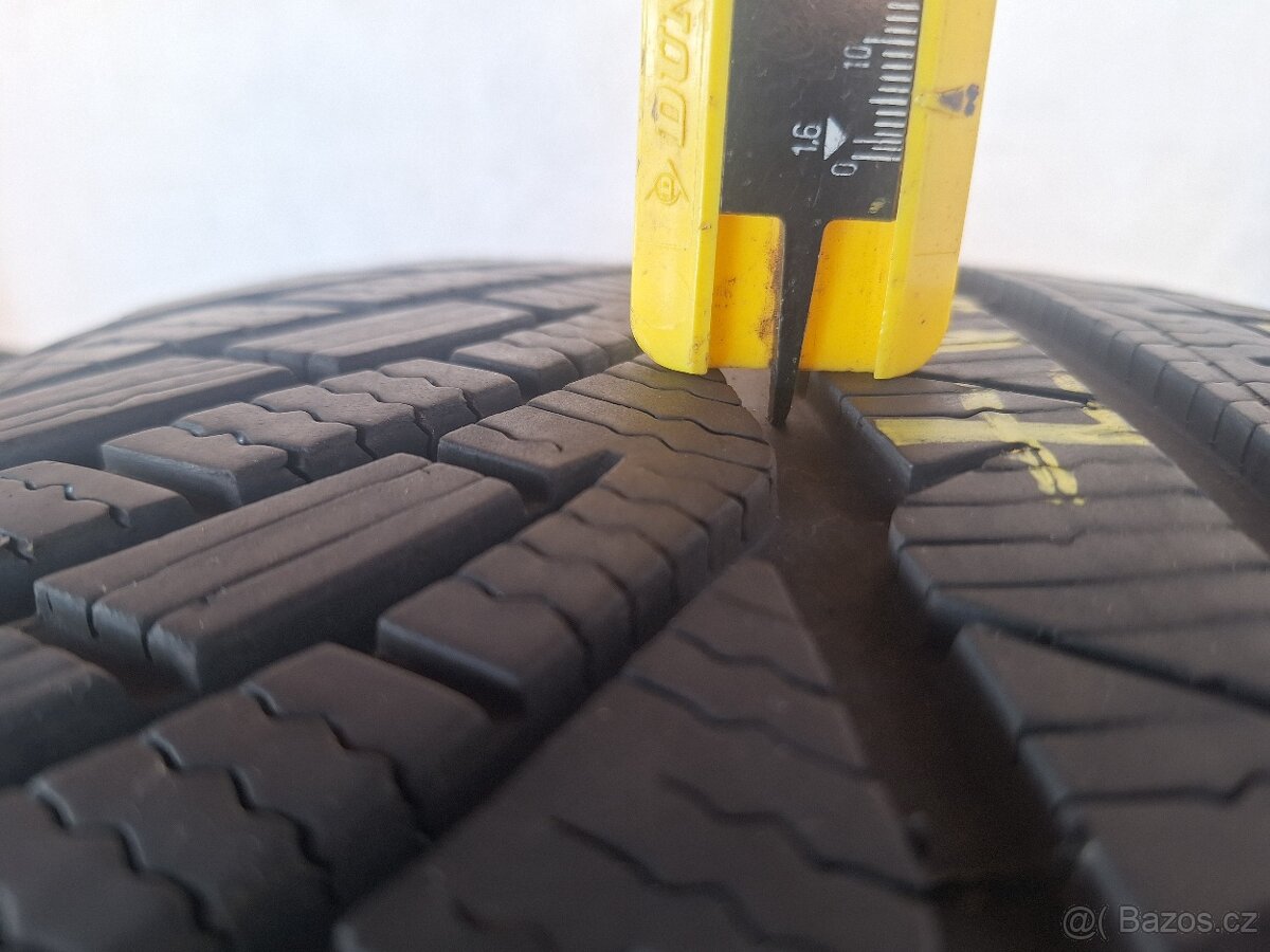 Prodám zimní pneu 235/40/18 Michelin a Pirelli - 2