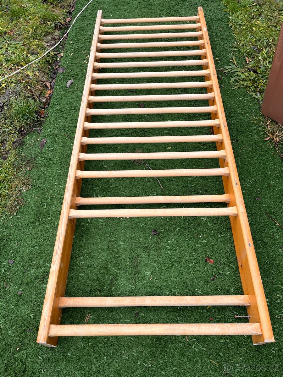 Žebřiny , ribstole - 2