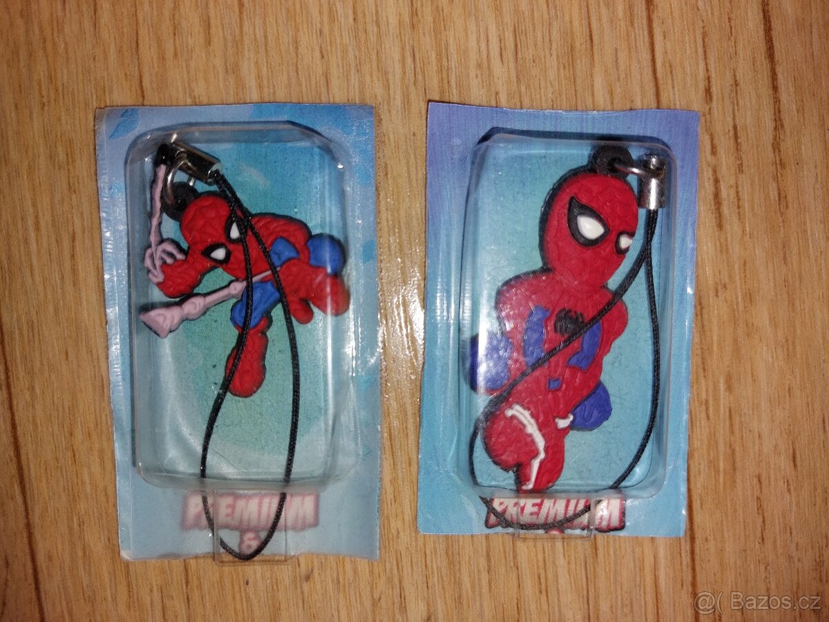 sluneční brýle Spiderman Marvel, 2xpřívěsek Spiderman zdarma - 2