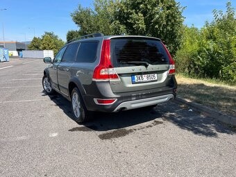 volvo xc70 136kw - 2