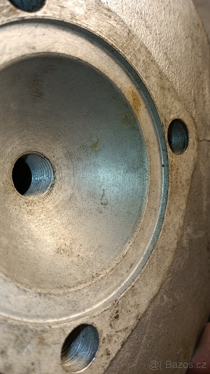 Hlavy Jawa 350 Pérák - 2