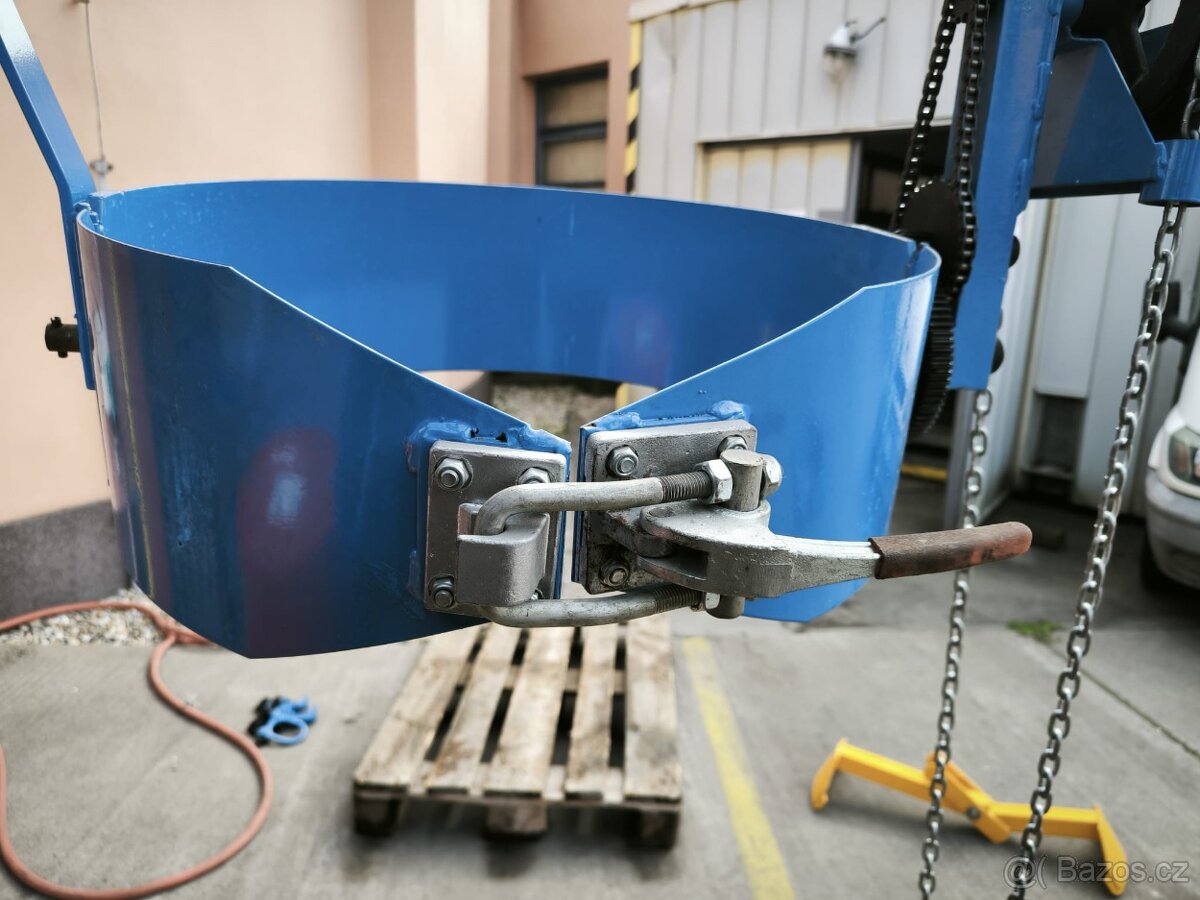 Otočné kleště na sudy - 2