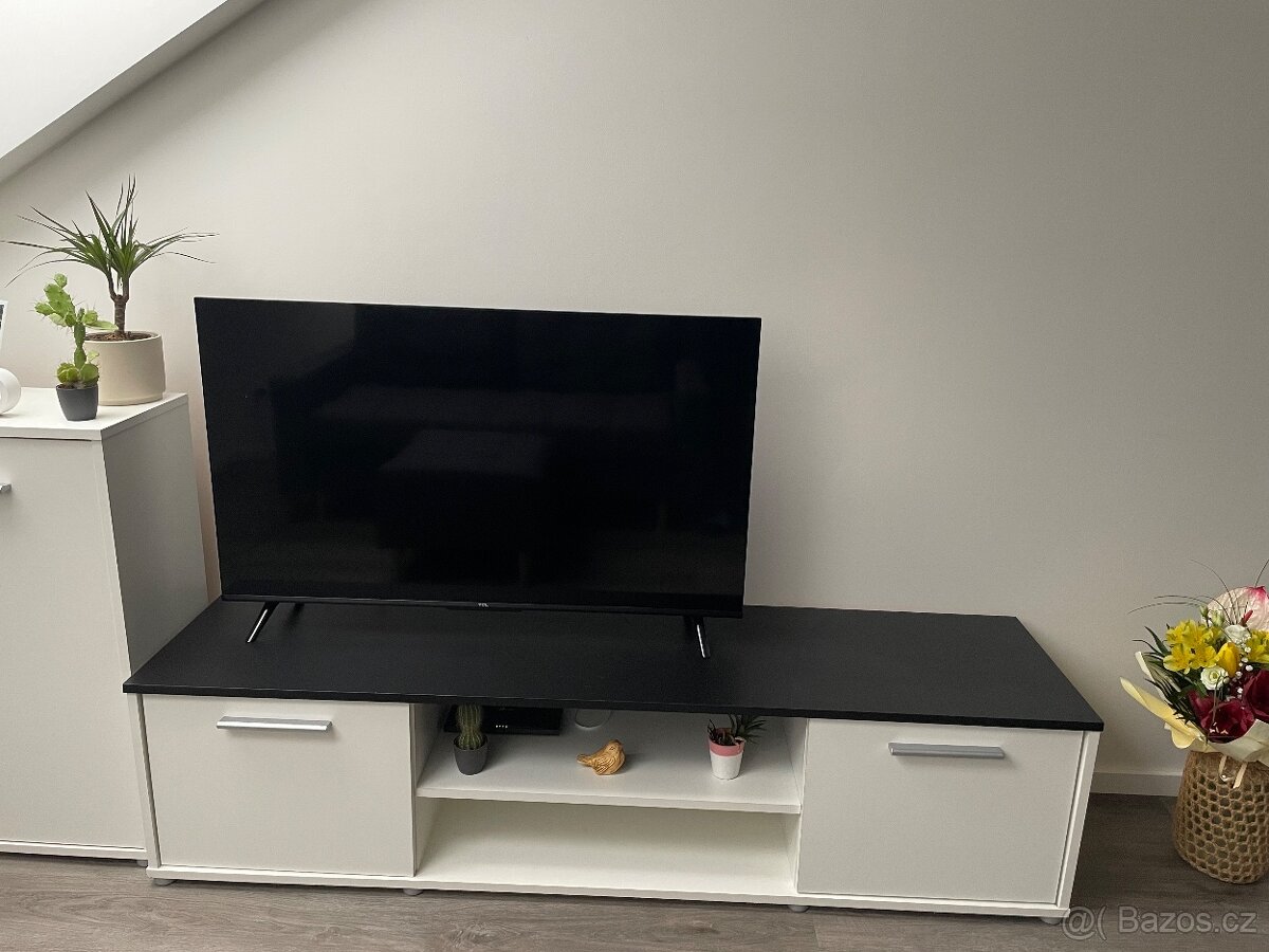 Televize TCL 43V6C - 2