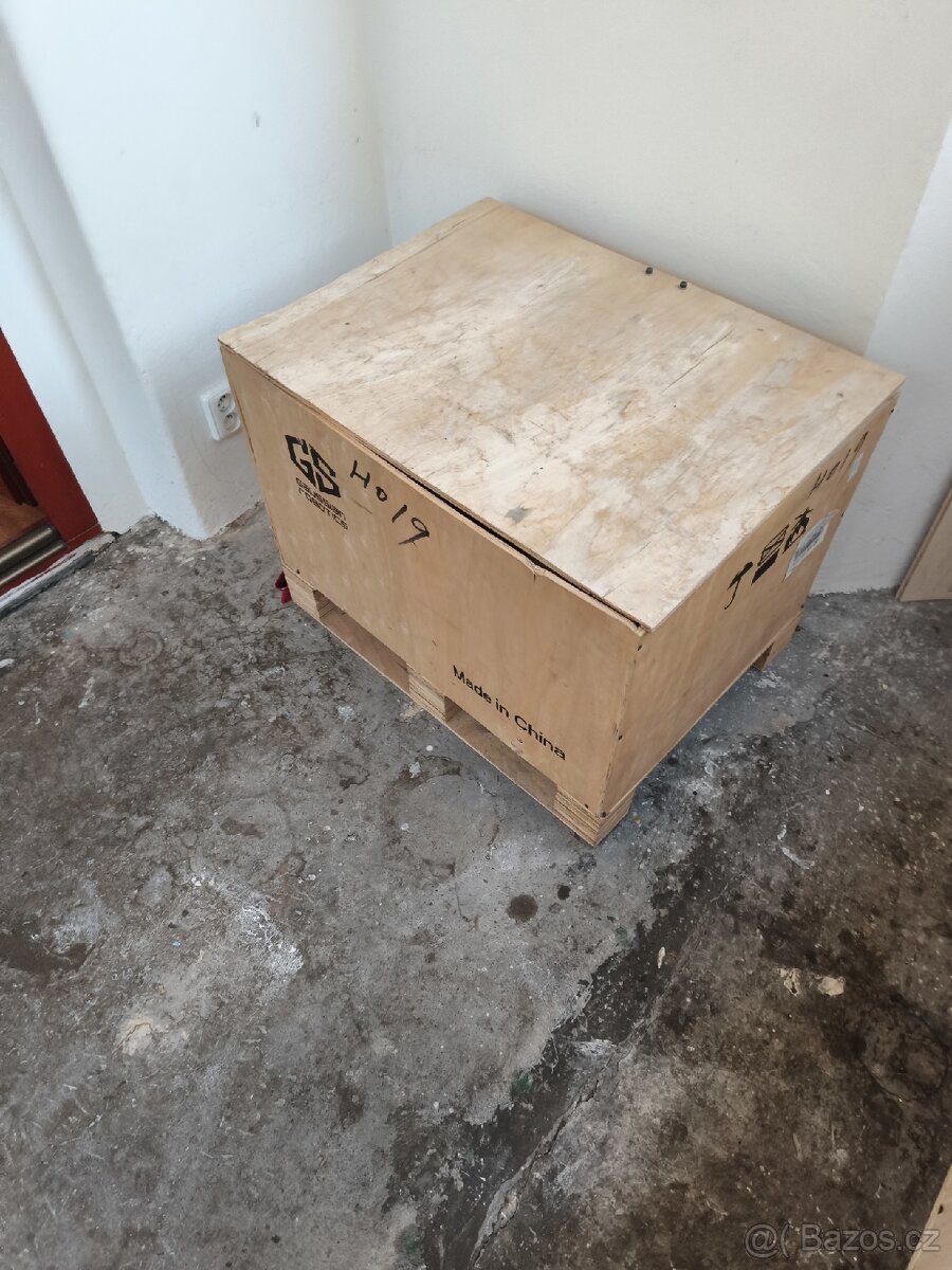 Dřevotřísková bedna na pa - 2