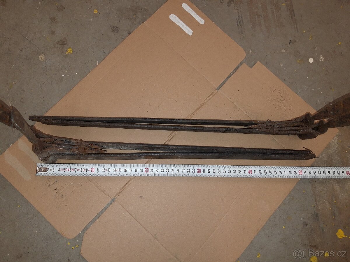 Historické Dveřní závěsy/panty/na vrata - 2