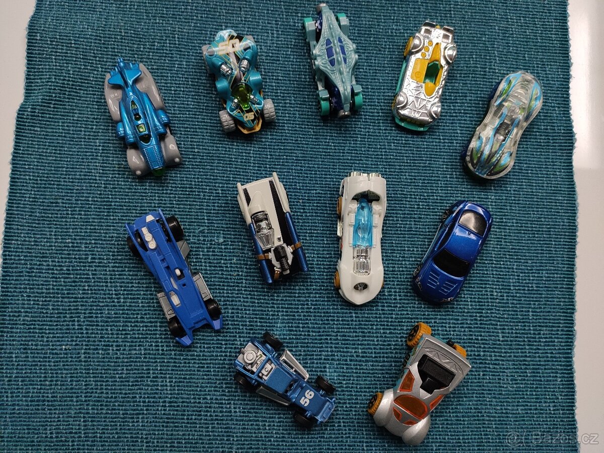 Auta Hot Wheels - 11 kusů - 2