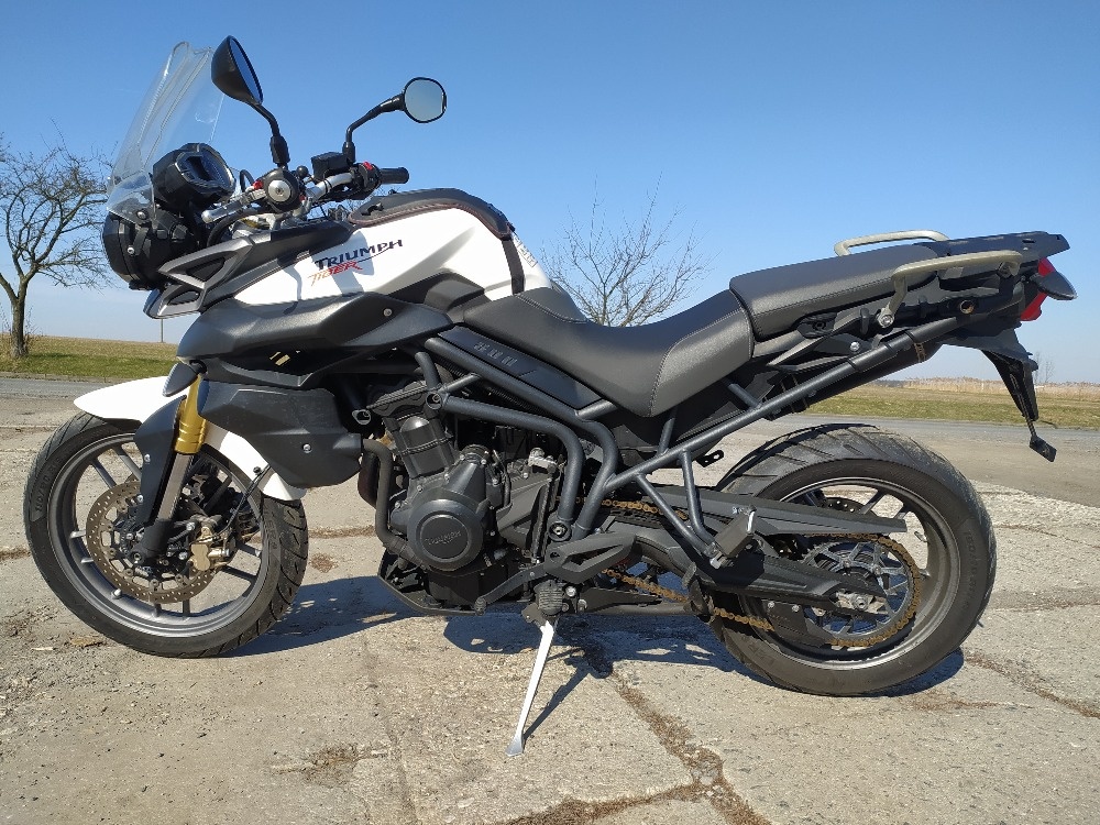 TRIUMPH TIGER 800 XR - 2