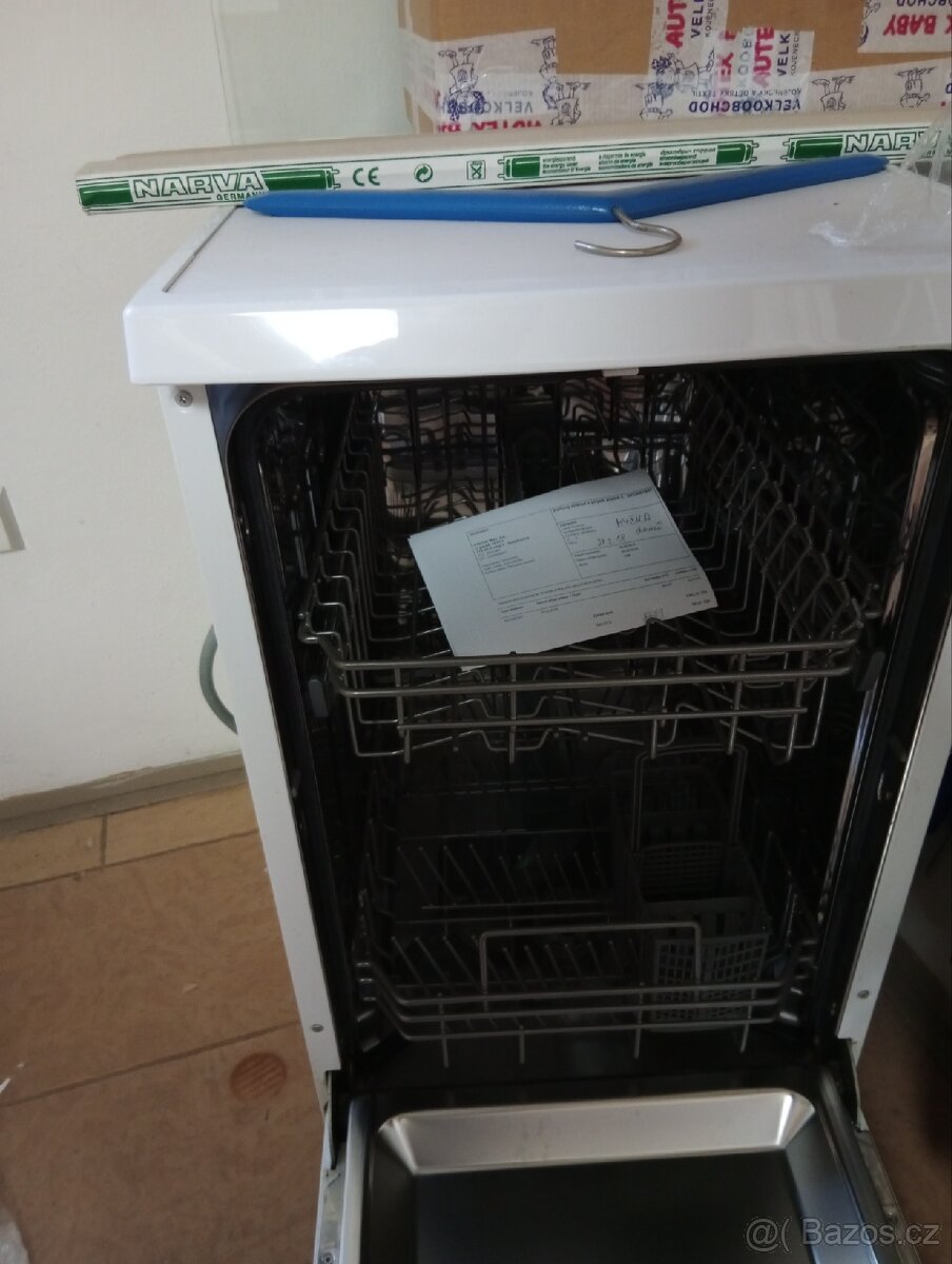 Myčka na nádobí Candy - 2