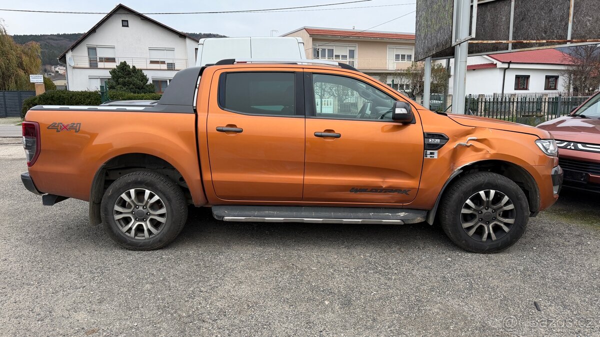 FORD RANGER WILDTRAK POSKODENY - NA PREDAJ - 2