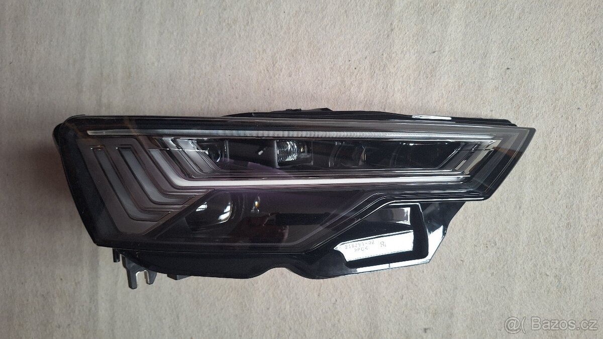 Světlo Audi A6 C8 Metrix - 2