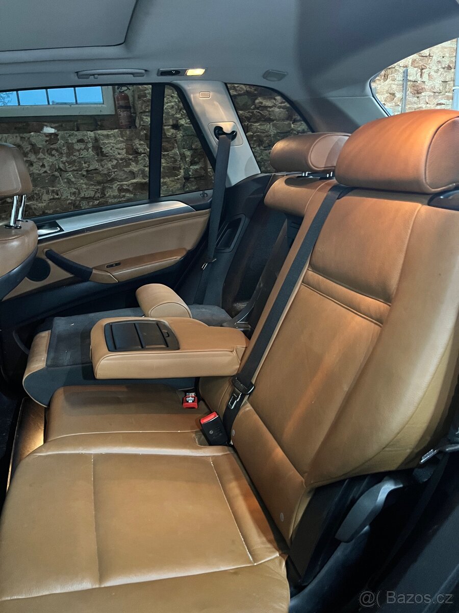 X5 e70 sedačky - 2