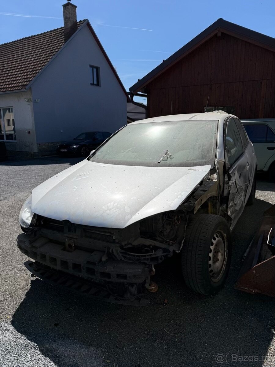 VW Golf 5 - 1.9 TDI - 2