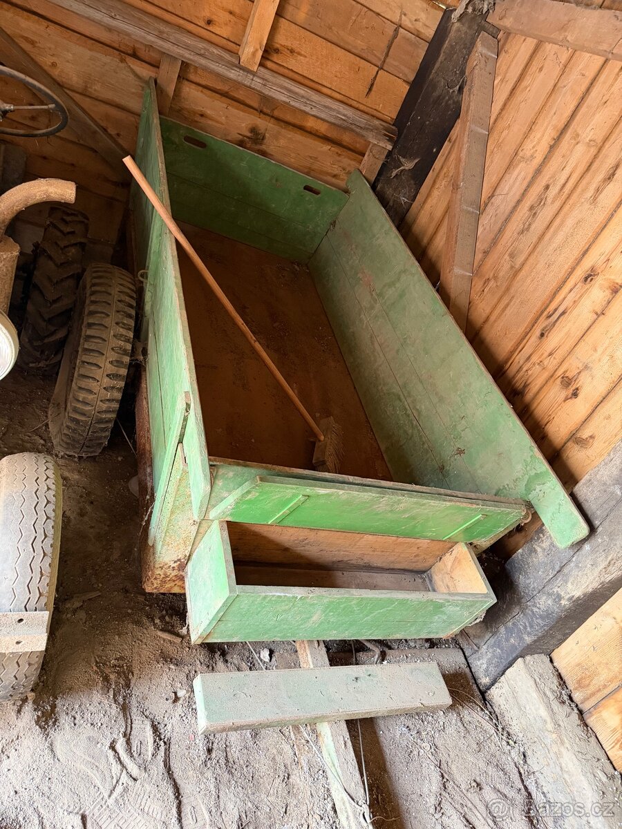 Traktor a vlečka - 2