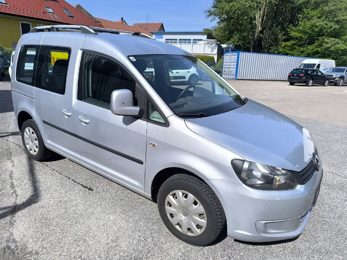 VW CADDY 1,6 TDI TOP STAV - 2