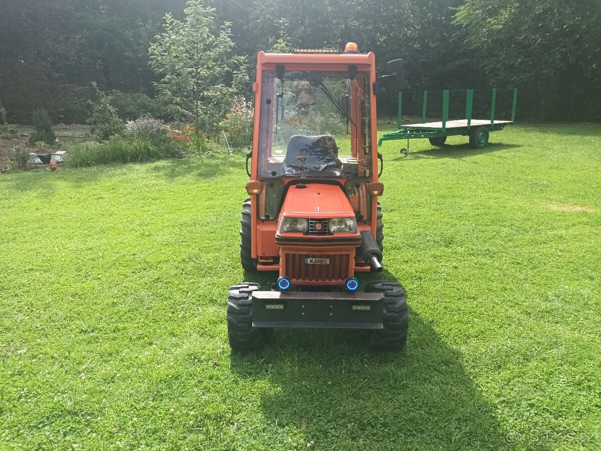 Malotraktor kubota B1750 4x4 - 2