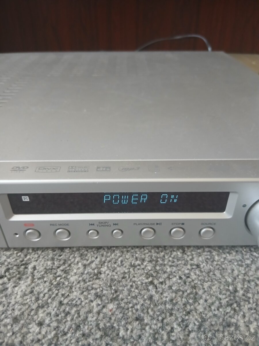DVD REKORDÉR ZN. THOMSON + 4 REPRO. - 2