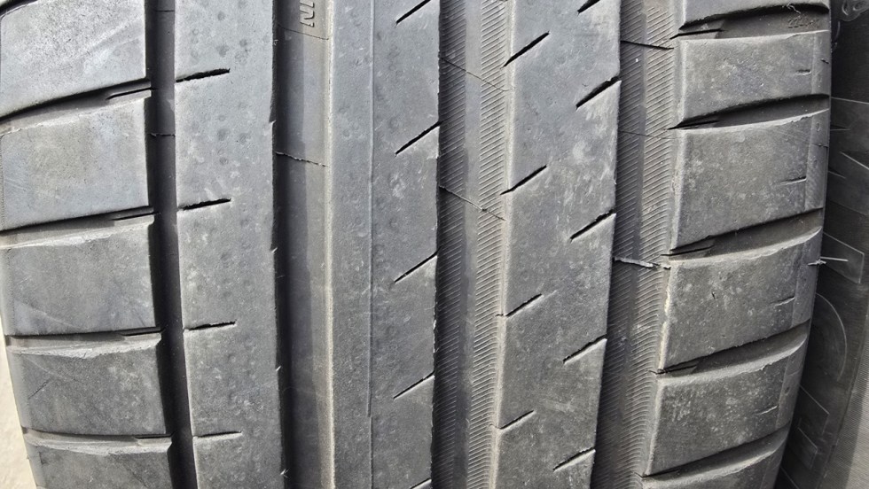 Letní pneu 275/45/20 Michelin - 2
