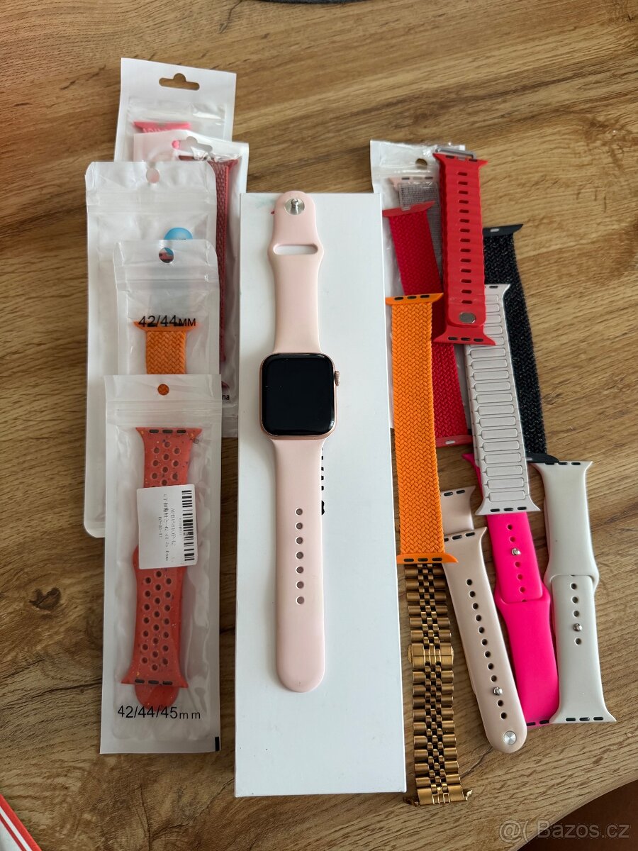 Apple Watch SE 44mm - 2