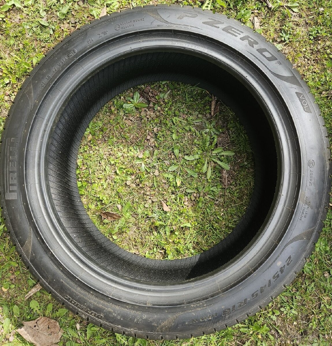 Pirelli P ZERO - 245/45 R18 100W letní - 2