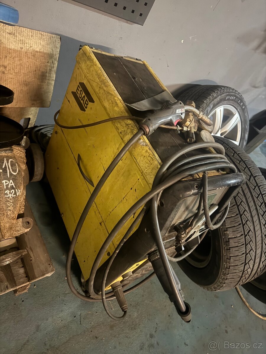 Svářečka Esab mig c280 - 2