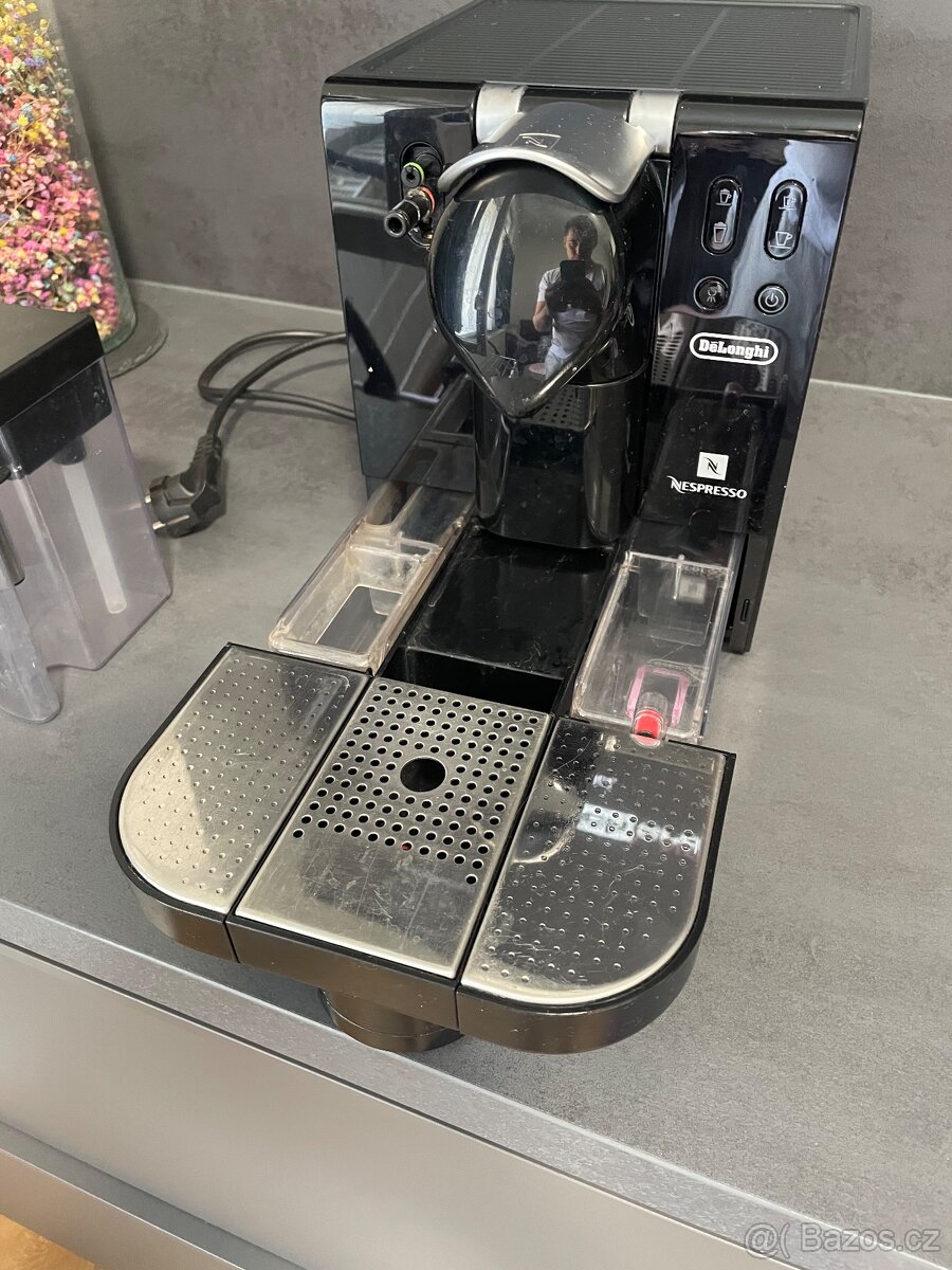 Nespresso - DeLonghi - 2