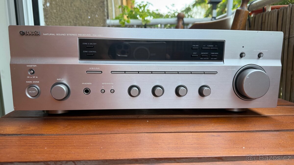 YAMAHA RX497 stereo receiver s tunerem - 2