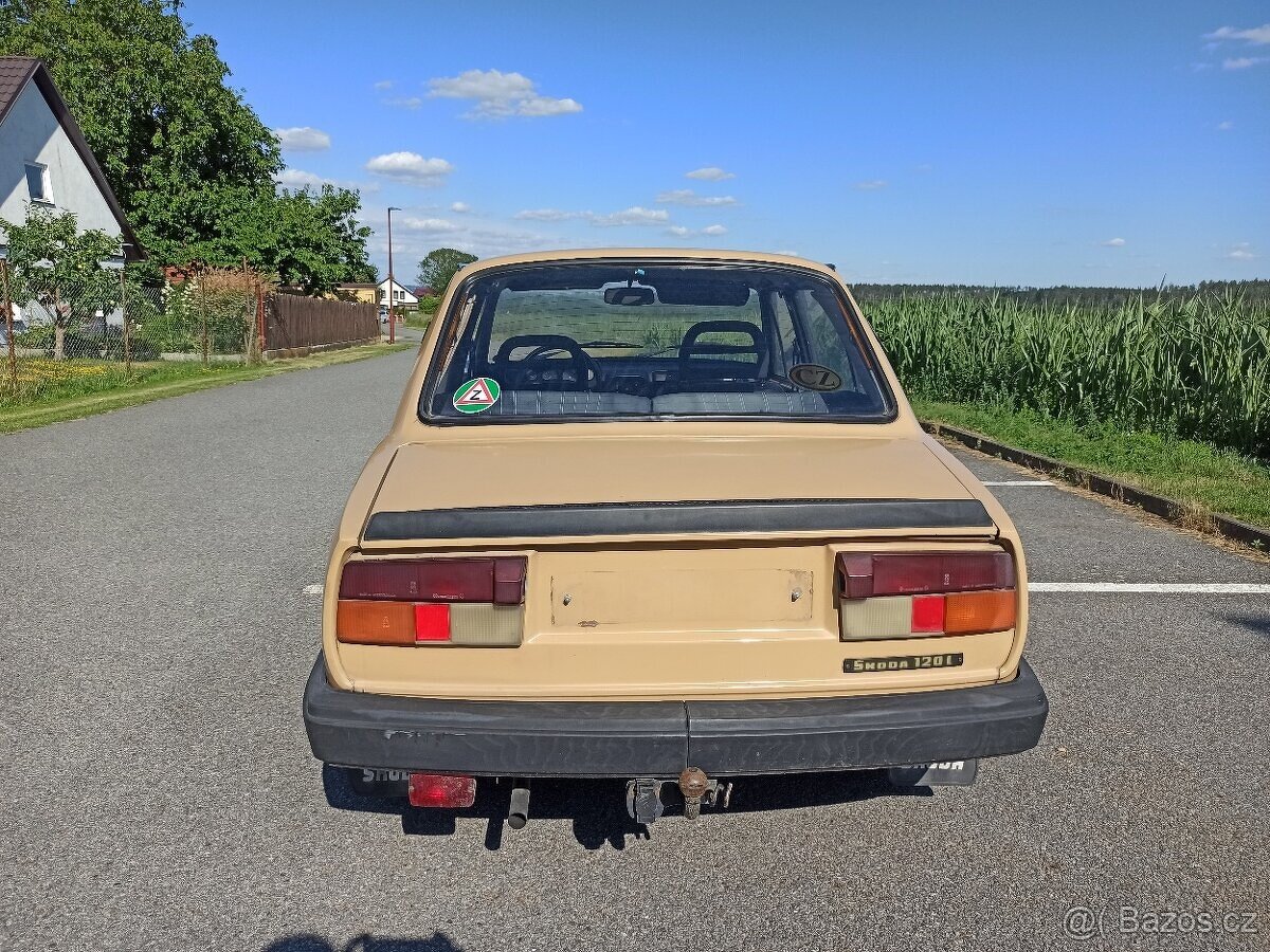 ŠKODA 120L 1987 - 2