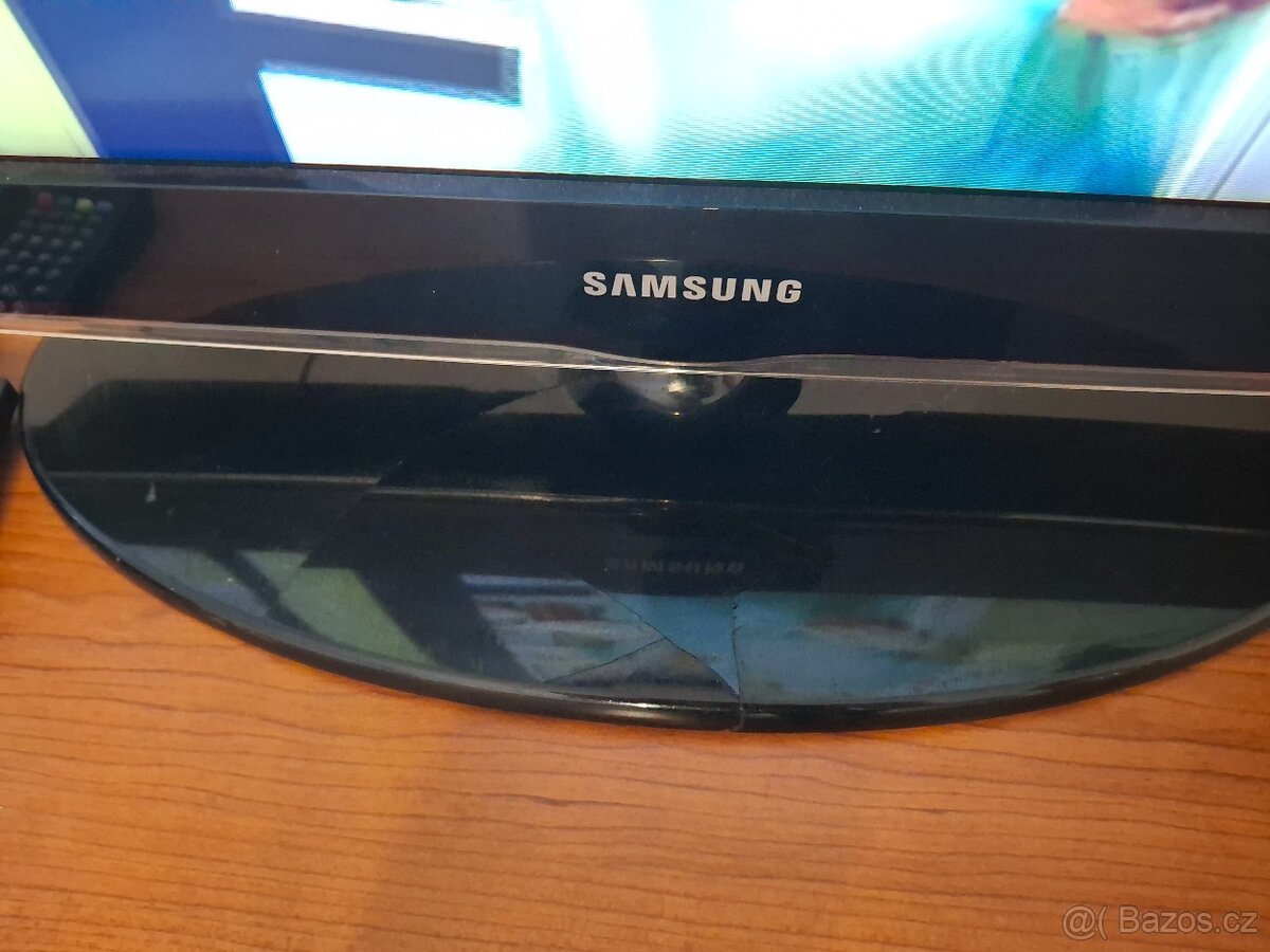 Prodám TV Samsung (80 cm) - 2