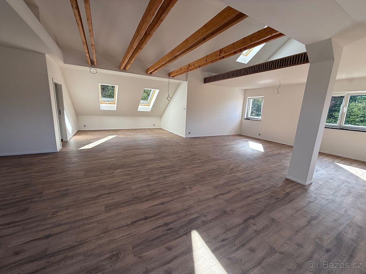 Atypický byt Karlštejn 138 m² - 2