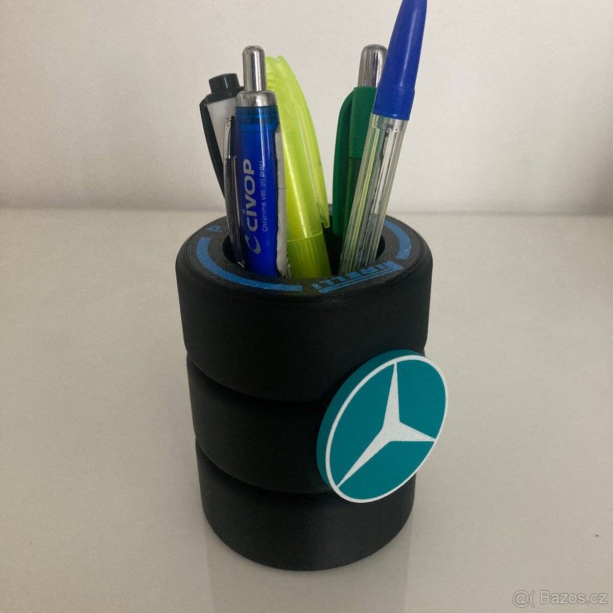 F1 držák na propisky s logem - 2