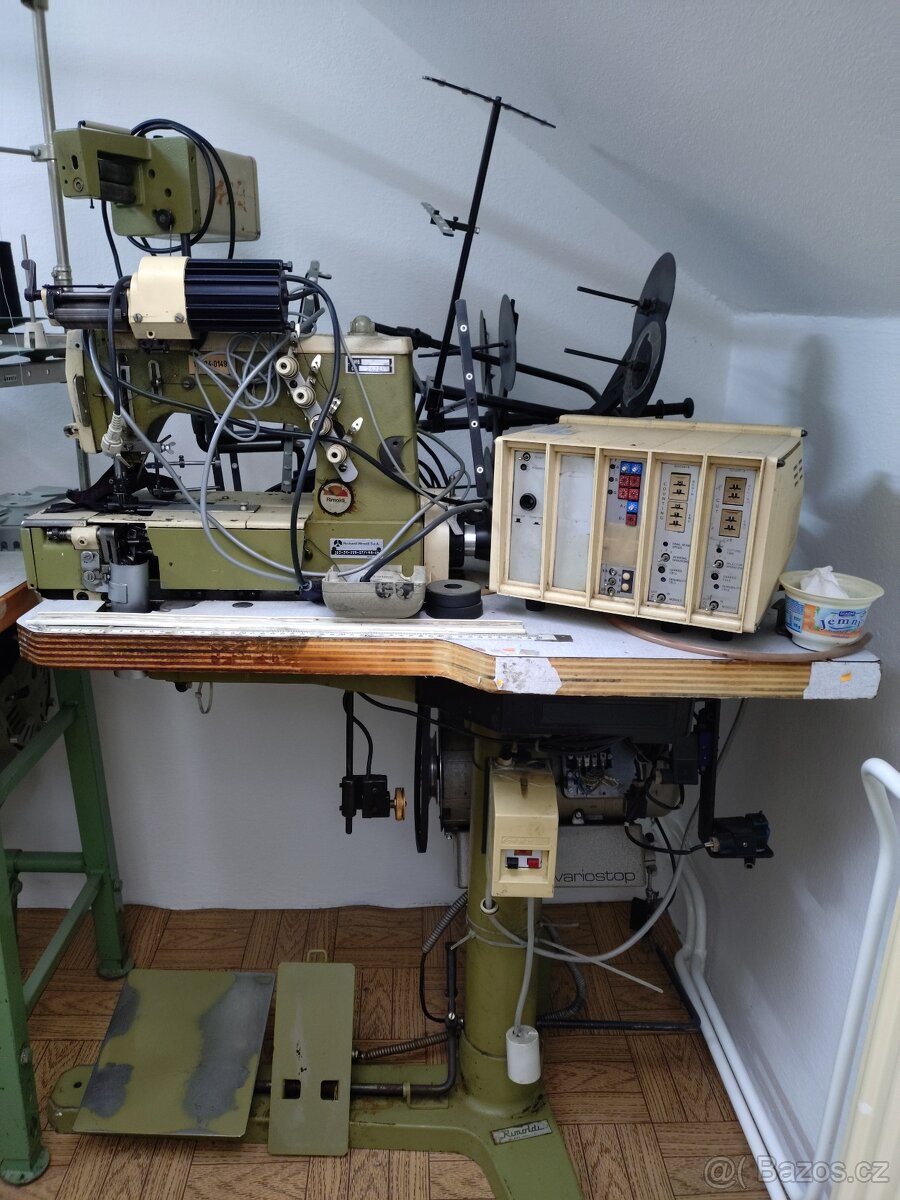 Průmyslový šicí stroj Rimoldi - 2