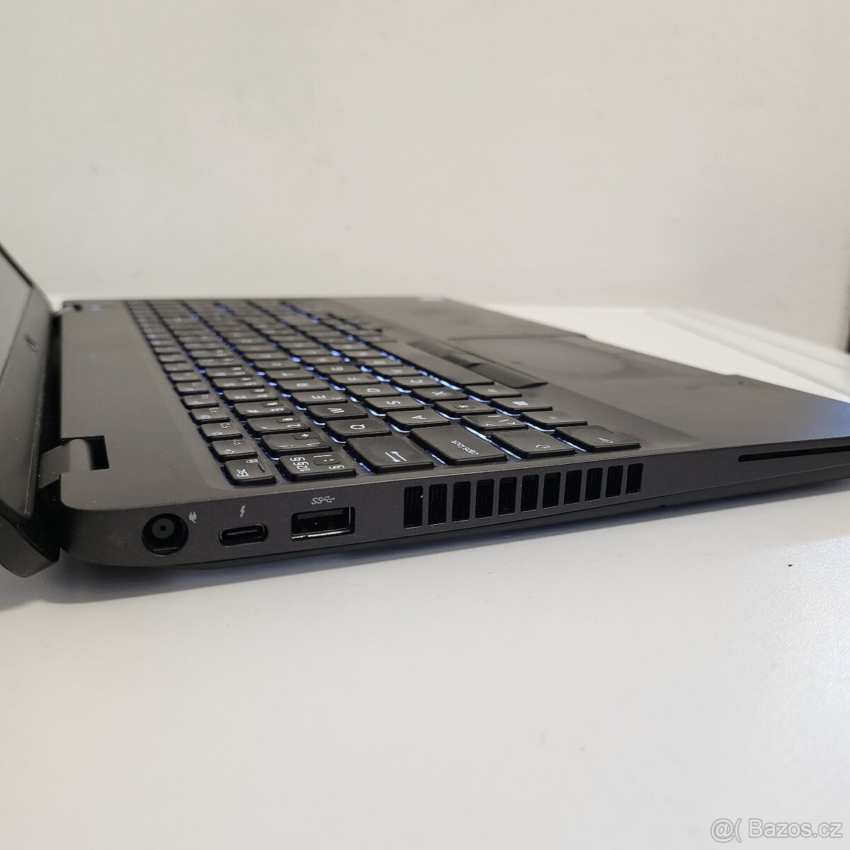 Dell Precision 3541 /i7-9850H/nVidia/1TB_NVMe - 2