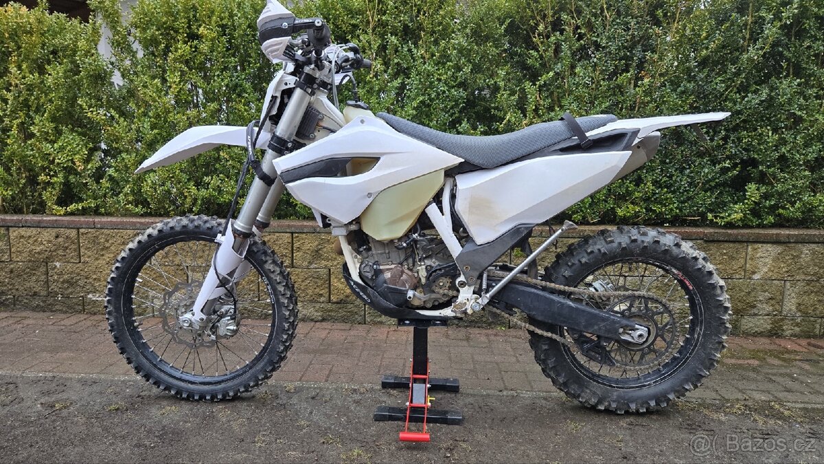 Husqvarna FE 450 - 2