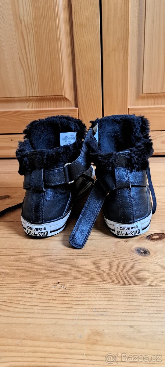 Zimní Converse s kožíškem, vel.38 - 2