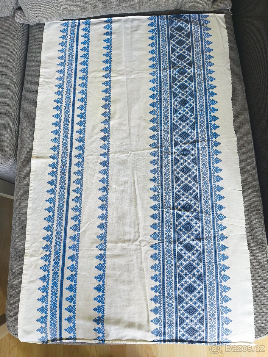 Bavlněný ubrus s modrým folklorním vzorem - 2