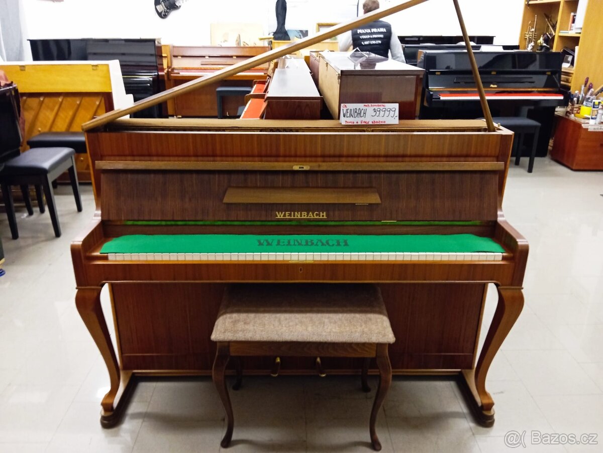 Weinbach Romantik -Dovoz i na Štědrý den 24.12. - 2