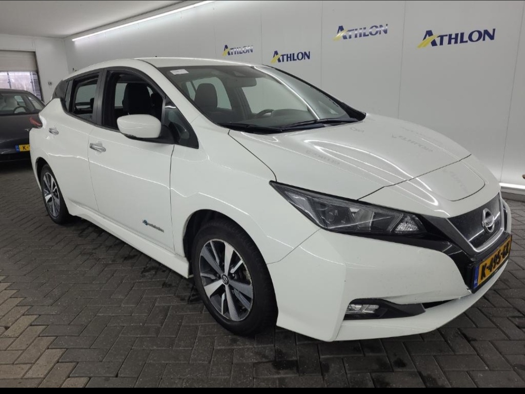 Nissan leaf 40kwh Acenta - 2