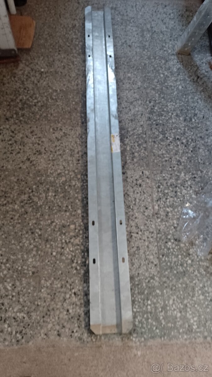 Držák rezervy Schmitz - 2