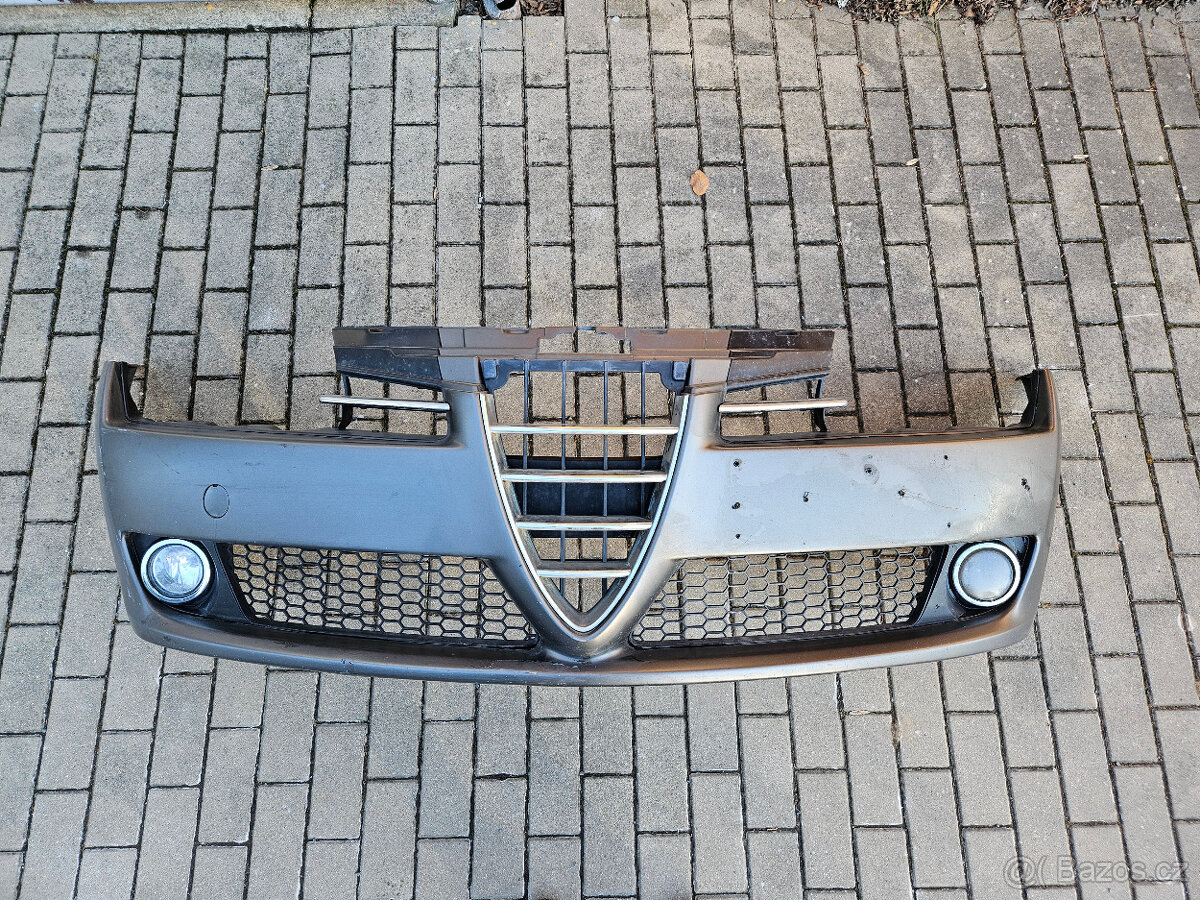 Alfa Romeo 159 kapota motoru nárazník - 2