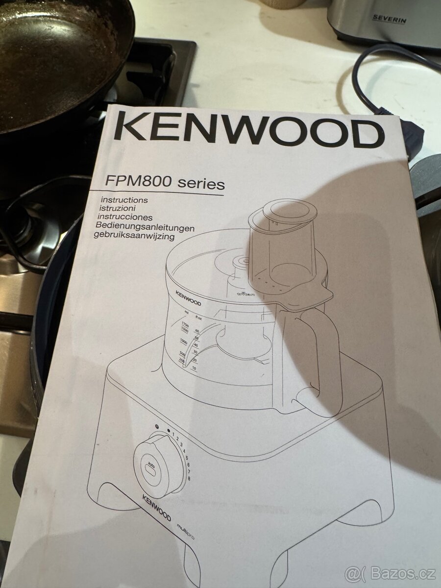 Kuchyňský robot zn. Kenwood - 2