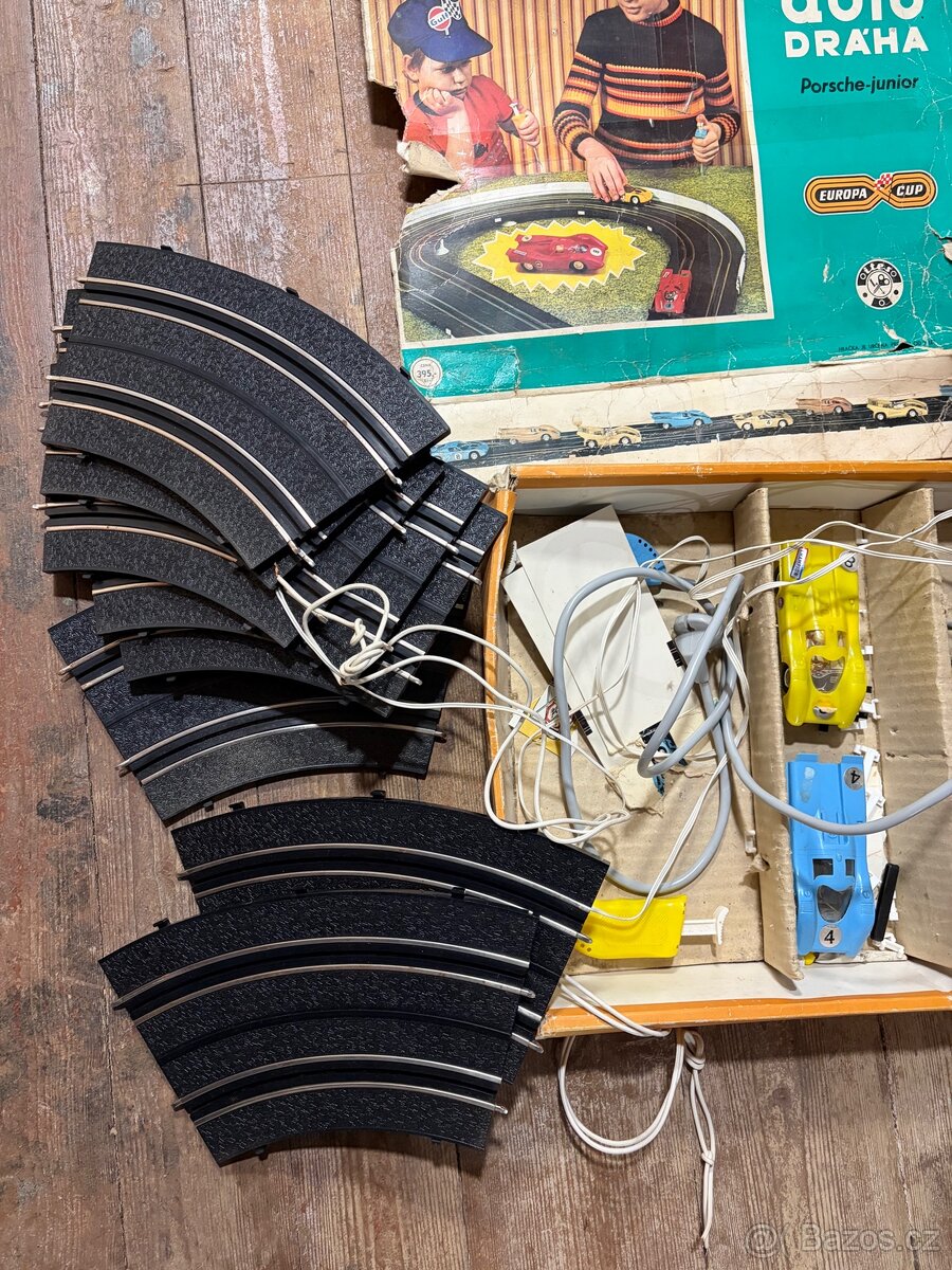 Autodraha Porsche Juniro hracka - 2